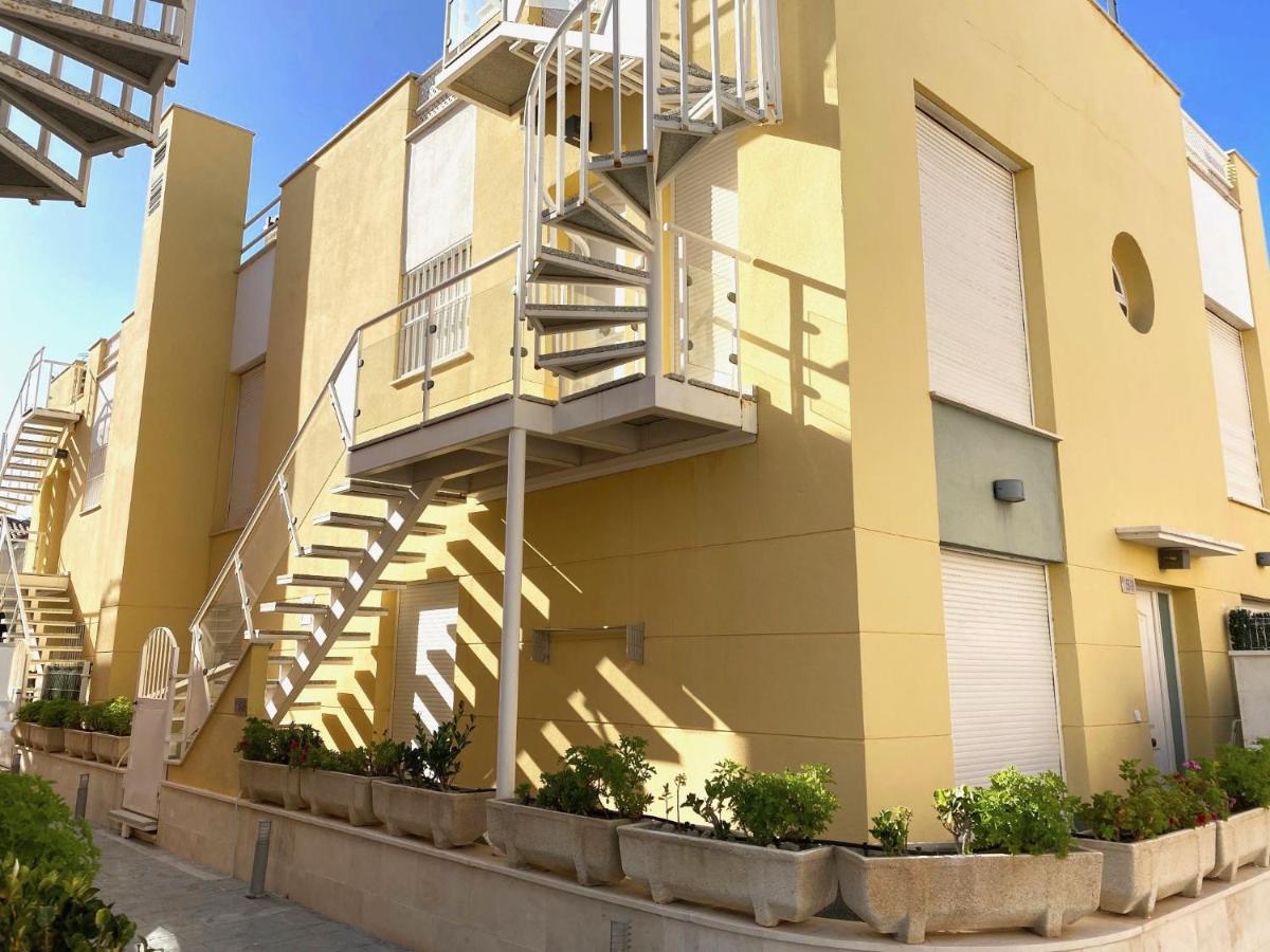 Апартаменти Agua Marinas - Tu Atico Con Jacuzzi Privado! Бера Екстер'єр фото