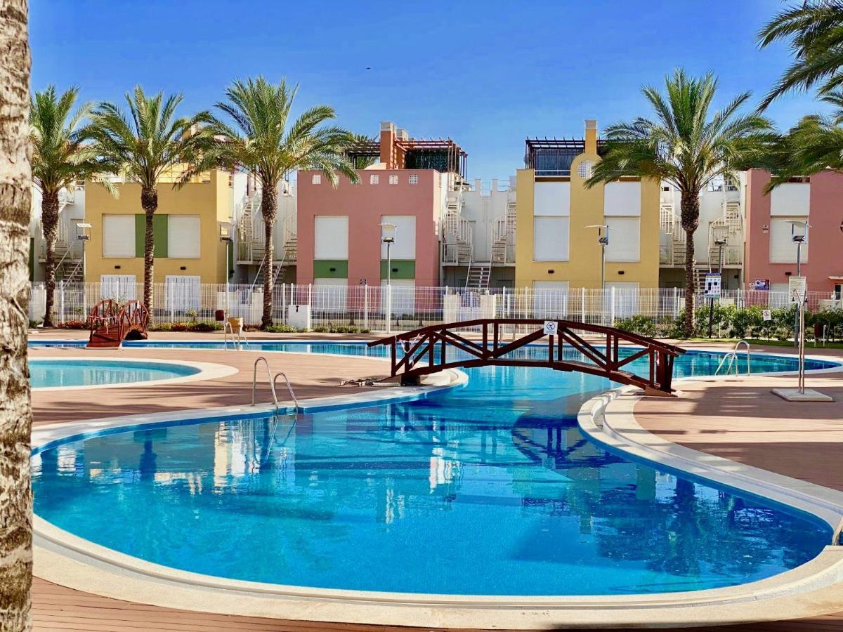 Апартаменти Agua Marinas - Tu Atico Con Jacuzzi Privado! Бера Екстер'єр фото