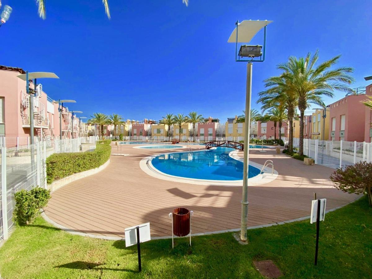 Апартаменти Agua Marinas - Tu Atico Con Jacuzzi Privado! Бера Екстер'єр фото